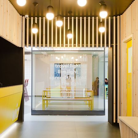 Via Limehouse Hostel Londen Buitenkant foto