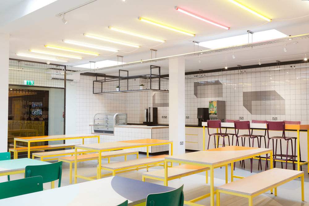 Via Limehouse Hostel Londen Buitenkant foto
