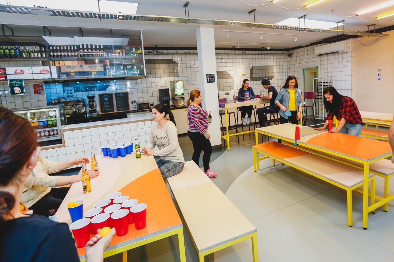 Via Limehouse Hostel Londen Buitenkant foto
