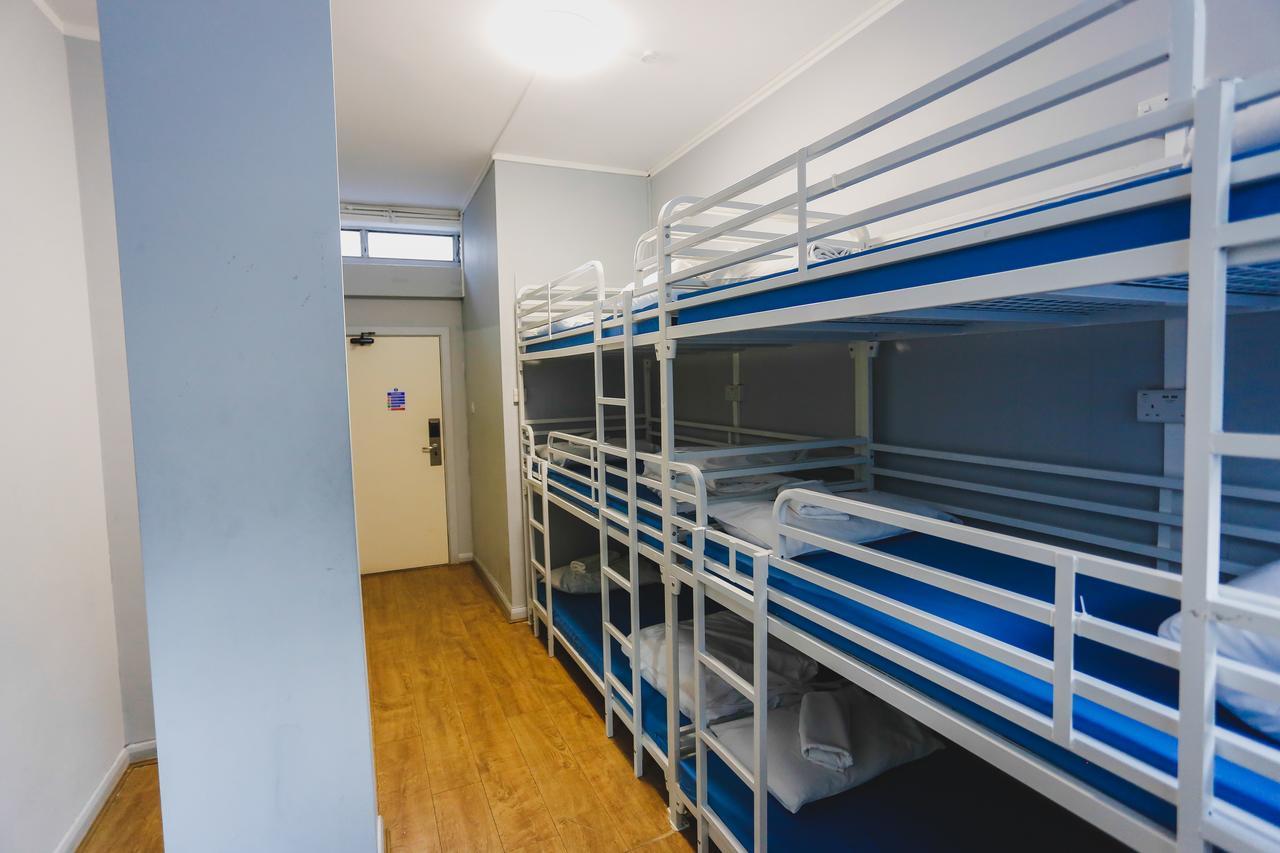 Via Limehouse Hostel Londen Buitenkant foto