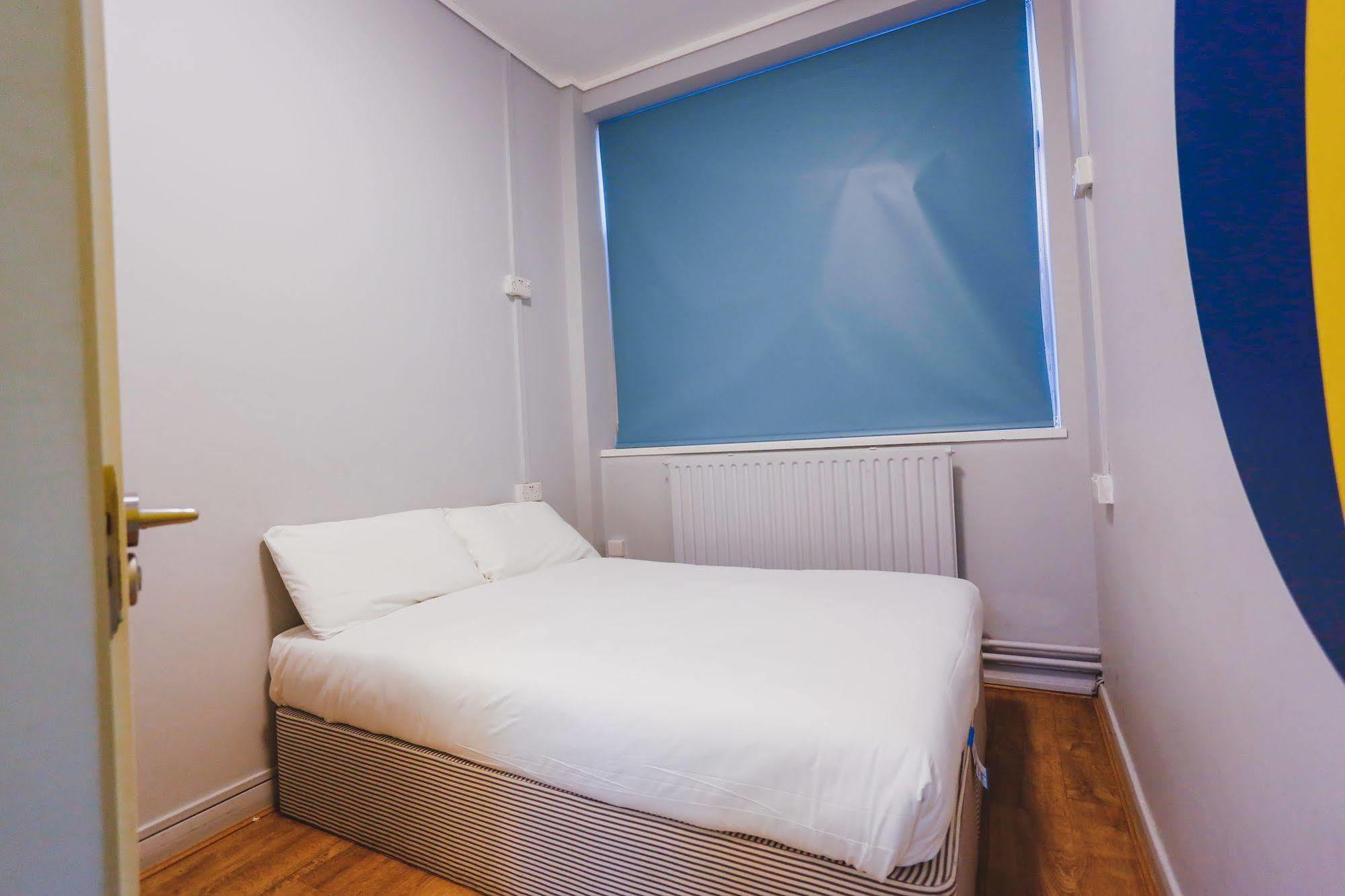 Via Limehouse Hostel Londen Buitenkant foto