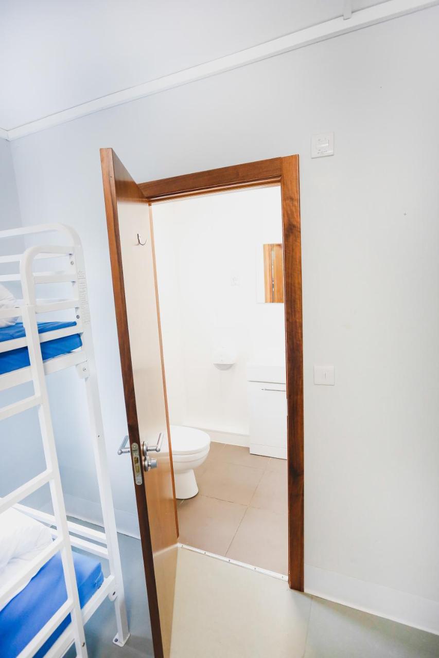 Via Limehouse Hostel Londen Buitenkant foto
