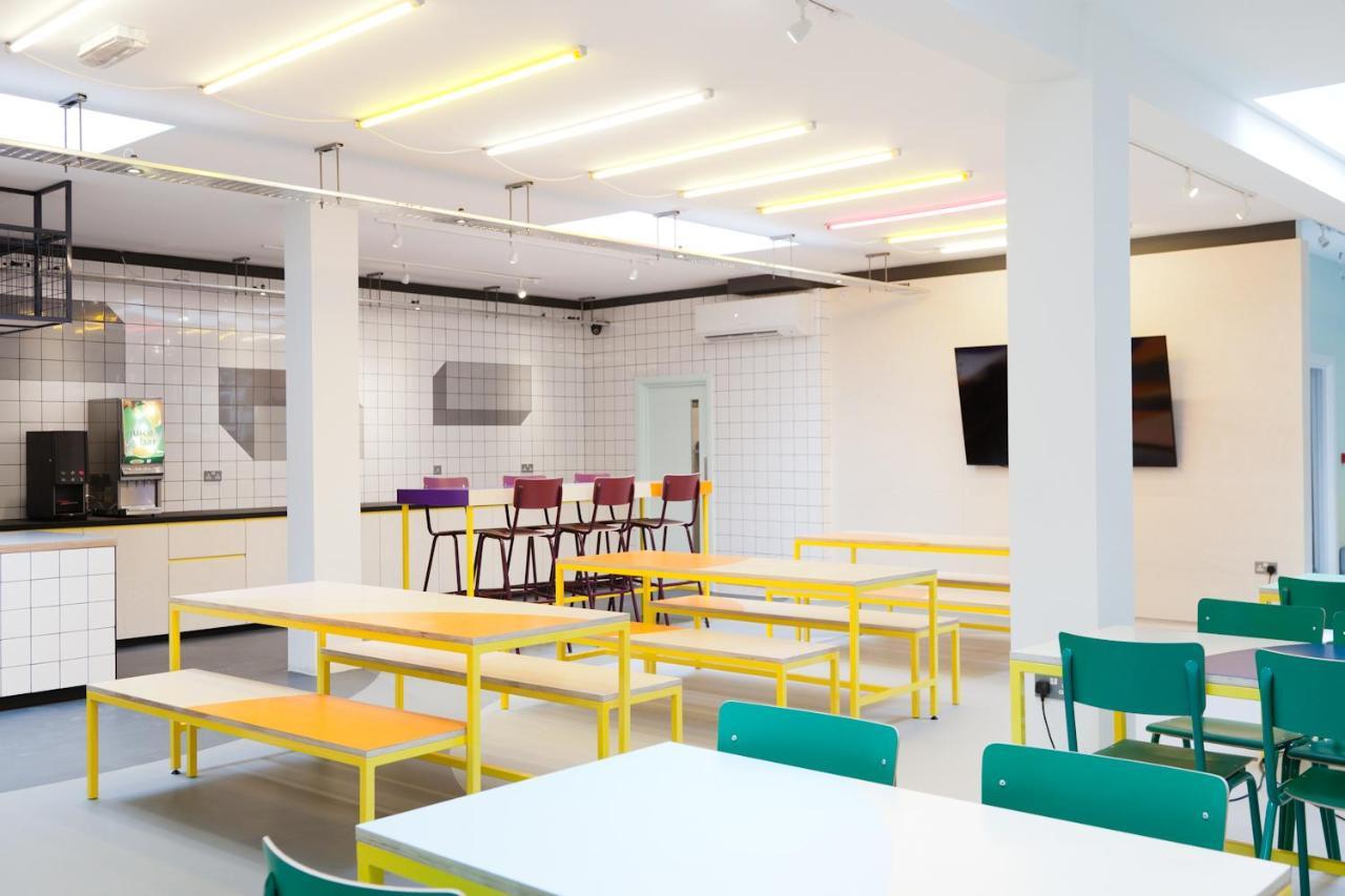 Via Limehouse Hostel Londen Buitenkant foto